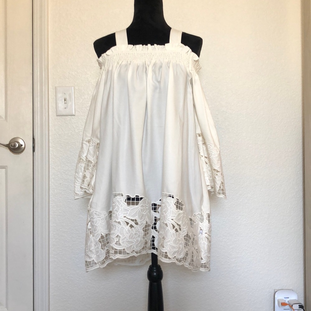 NWT XS Kendall+Kylie off the shoulder dress
